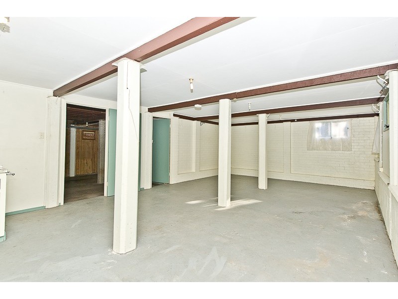 27 Penambul Crescent, Ferny Hills QLD 4055