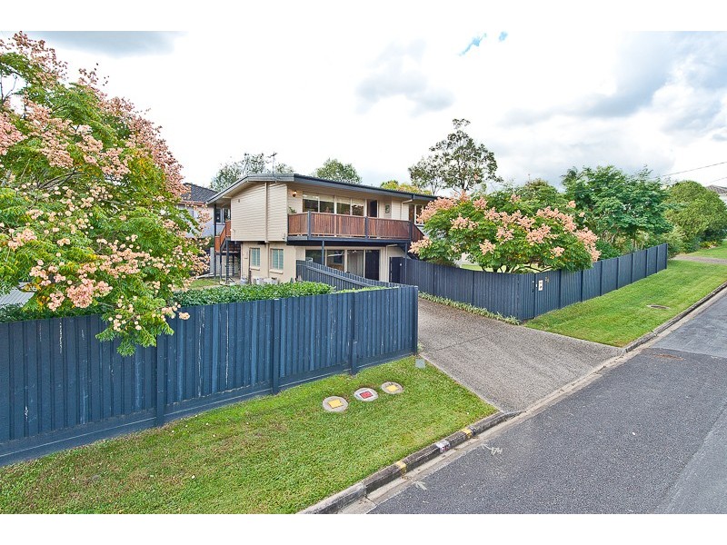 28 Coolibah Crescent, Ferny Hills QLD 4055