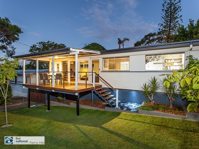 9 Corang Crescent, Ferny Hills QLD 4055