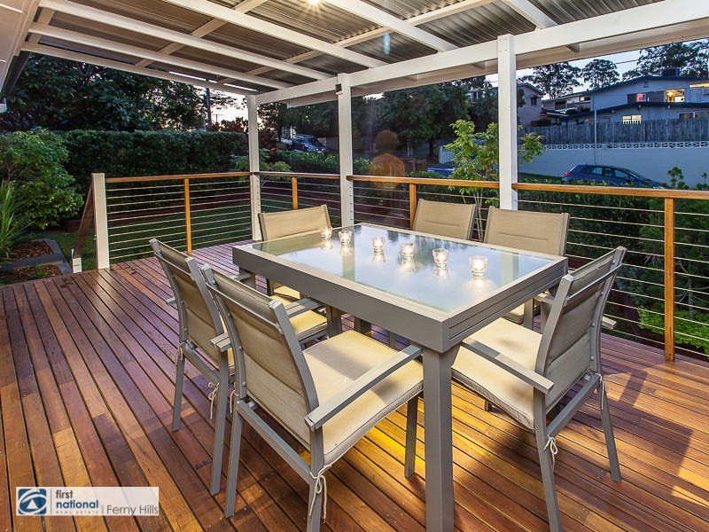 9 Corang Crescent, Ferny Hills QLD 4055