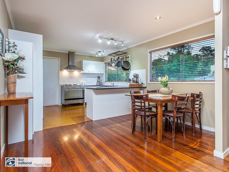 9 Corang Crescent, Ferny Hills QLD 4055