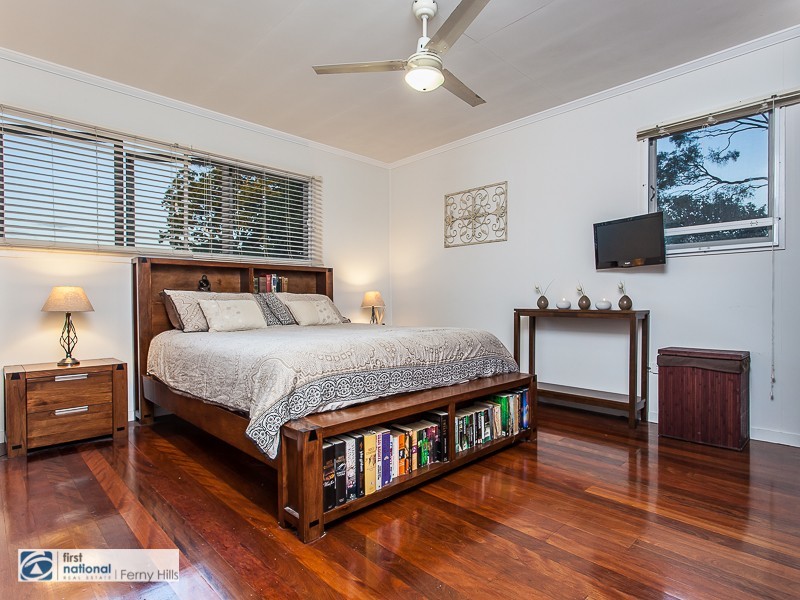 9 Corang Crescent, Ferny Hills QLD 4055
