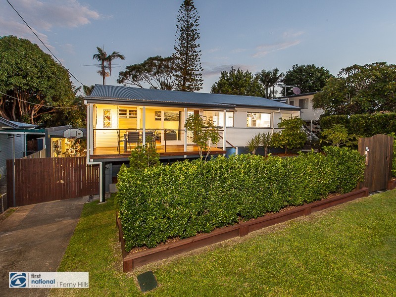 9 Corang Crescent, Ferny Hills QLD 4055