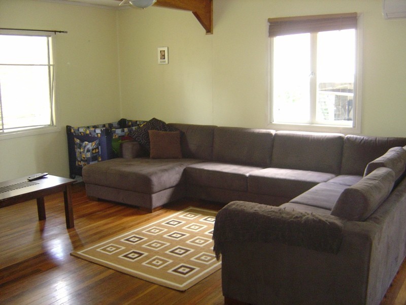 5 Pylara Crescent, Ferny Hills QLD 4055