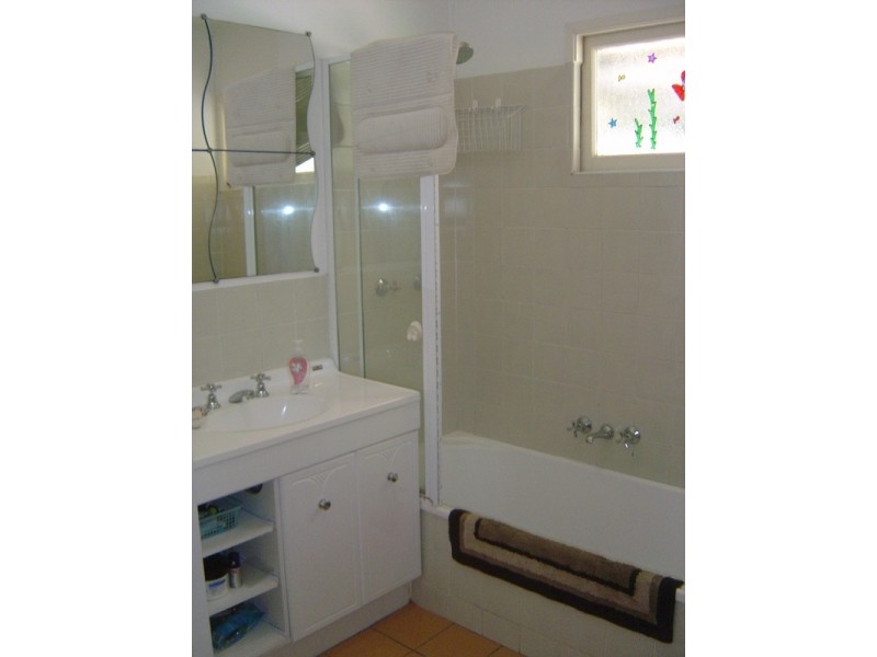 5 Pylara Crescent, Ferny Hills QLD 4055