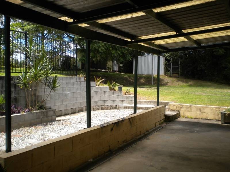 5 Pylara Crescent, Ferny Hills QLD 4055