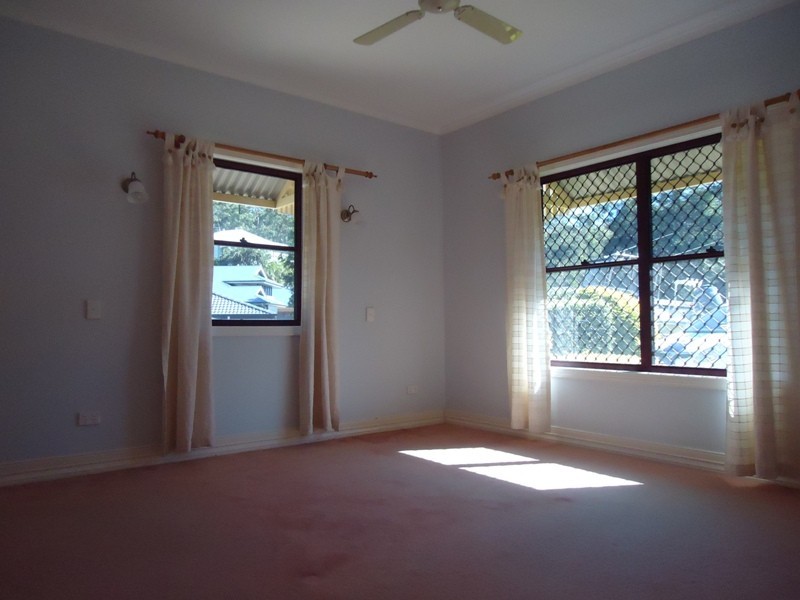 33 Woodtop Court, Ferny Hills QLD 4055