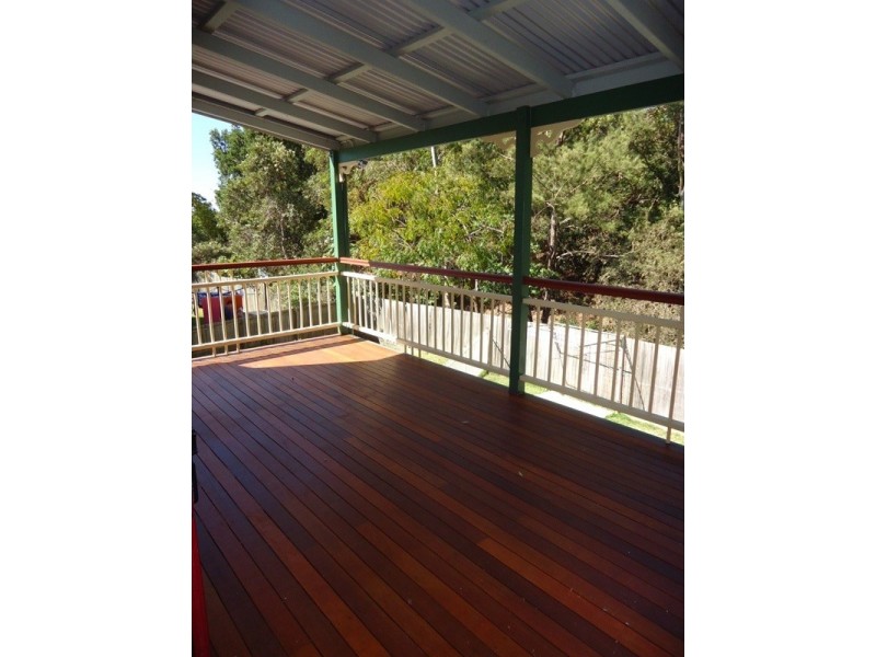 33 Woodtop Court, Ferny Hills QLD 4055