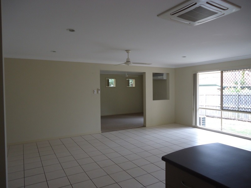 4 Wanora Street, Mitchelton QLD 4053