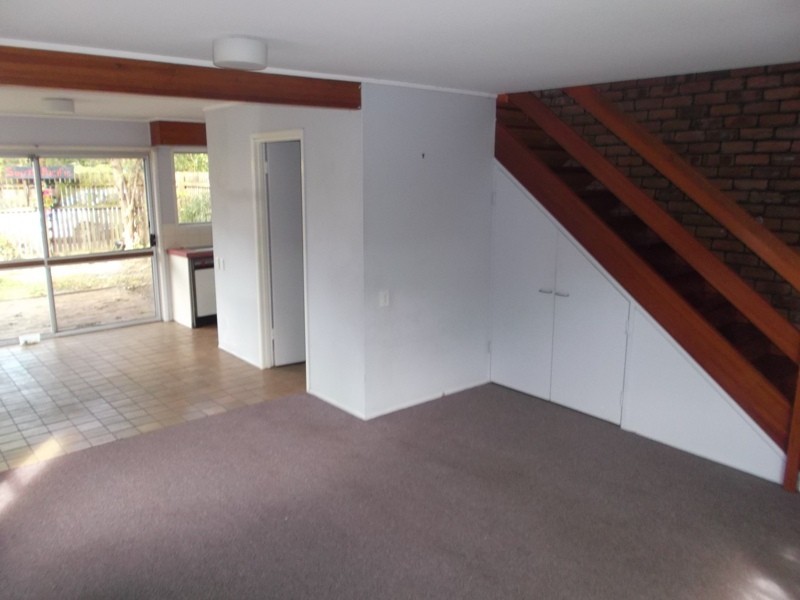 8/5 Bantry Place, Ferny Grove QLD 4055