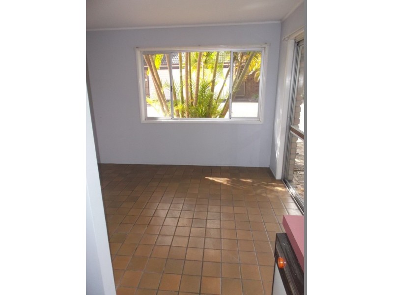 8/5 Bantry Place, Ferny Grove QLD 4055