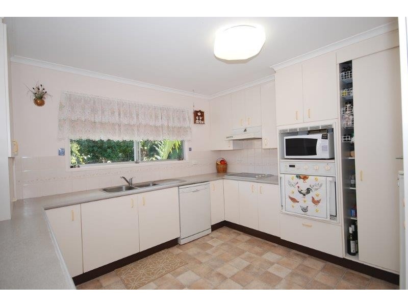 40 Ferny Way, Ferny Hills QLD 4055