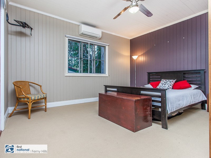 16 View Crescent, Arana Hills QLD 4054