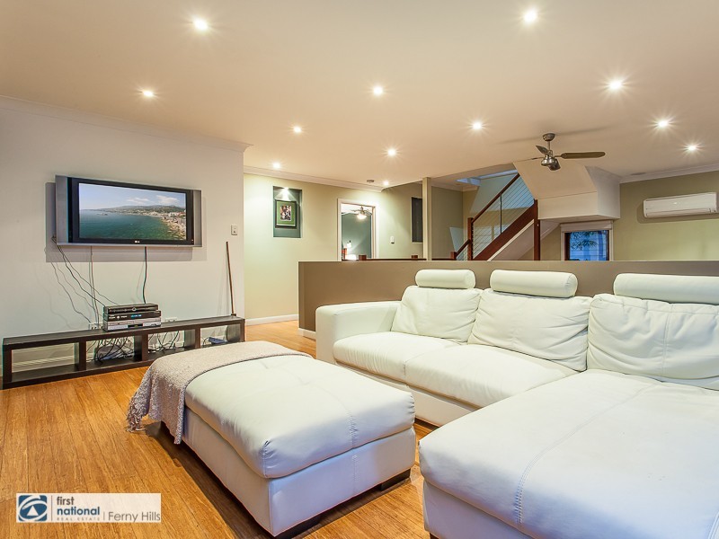 16 View Crescent, Arana Hills QLD 4054