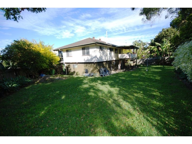 16 Samantha Court, Ferny Hills QLD 4055