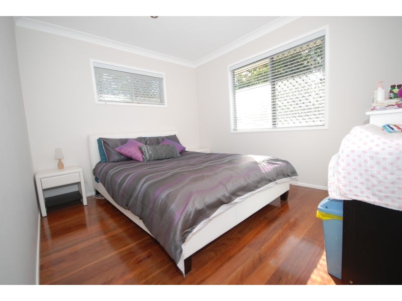 16 Samantha Court, Ferny Hills QLD 4055