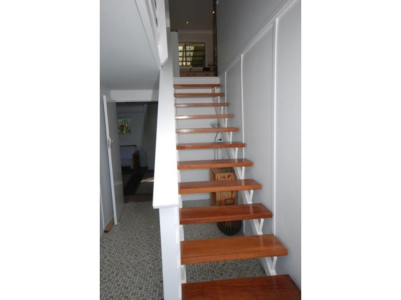 16 Samantha Court, Ferny Hills QLD 4055