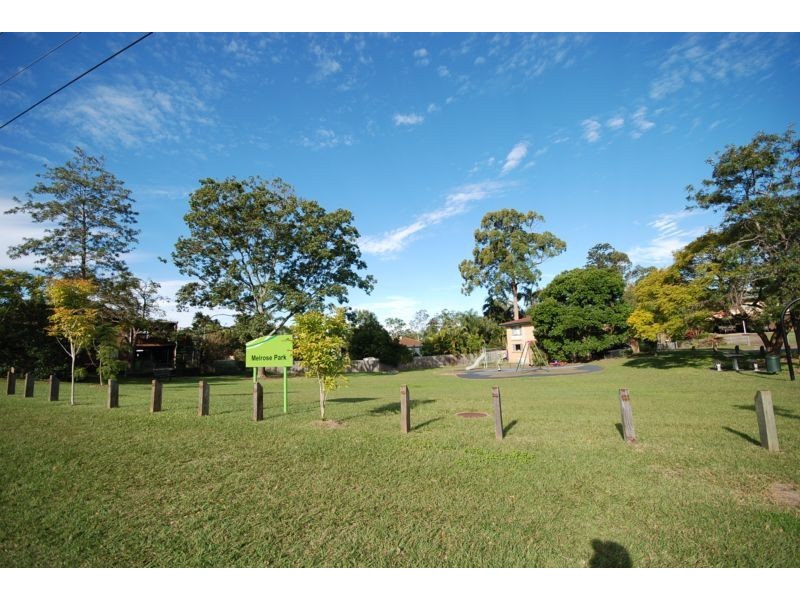 16 Samantha Court, Ferny Hills QLD 4055