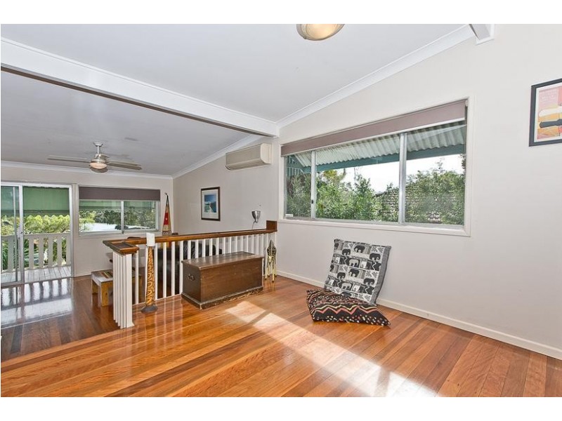 11 Kootangal Crescent, Ferny Hills QLD 4055