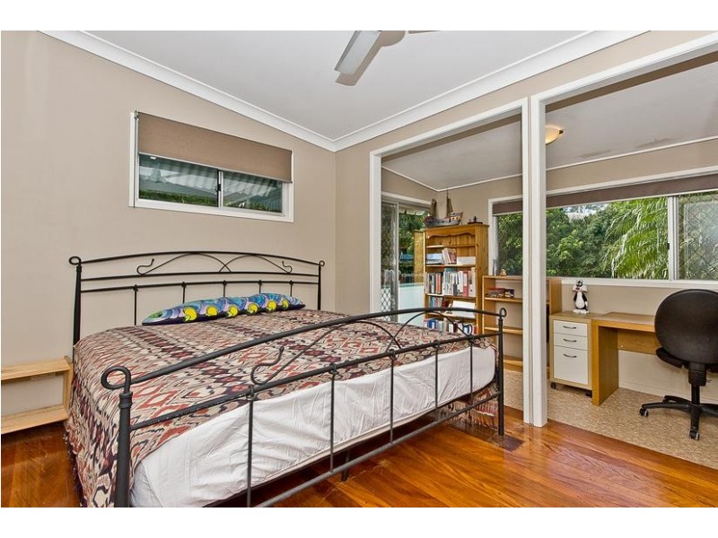 11 Kootangal Crescent, Ferny Hills QLD 4055