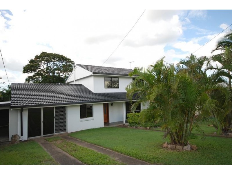 6 Nikola Street, Arana Hills QLD 4054