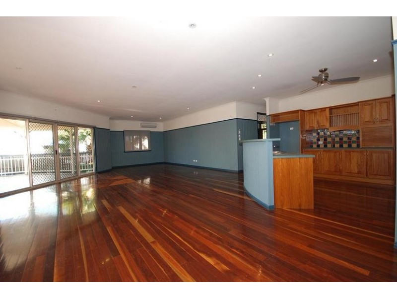 6 Silverwood Crt, Ferny Hills QLD 4055