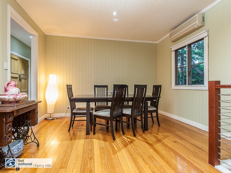 16 View Crescent, Arana Hills QLD 4054