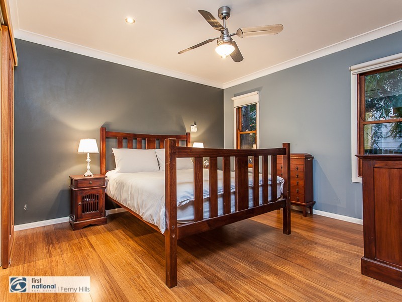 16 View Crescent, Arana Hills QLD 4054