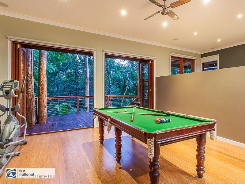 16 View Crescent, Arana Hills QLD 4054