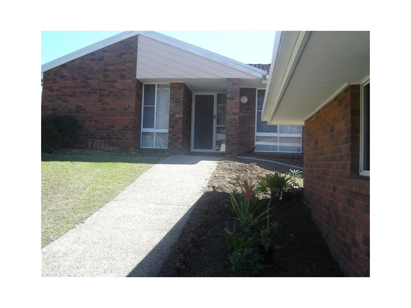 11 Berkeley Place, Ferny Grove QLD 4055