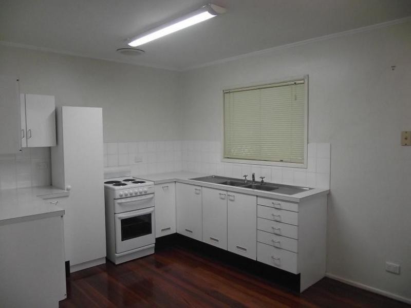 3 Leura Grove, Ferny Hills QLD 4055