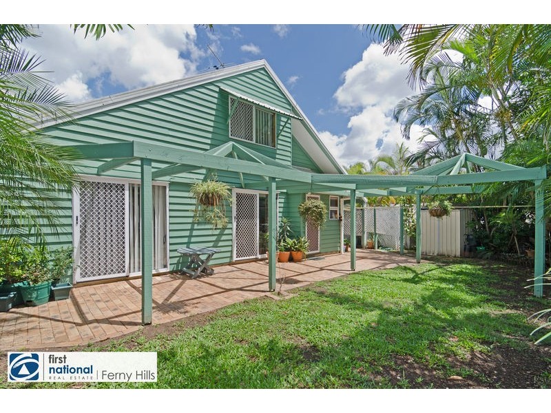 9 Yeerinbool Court, Arana Hills QLD 4054