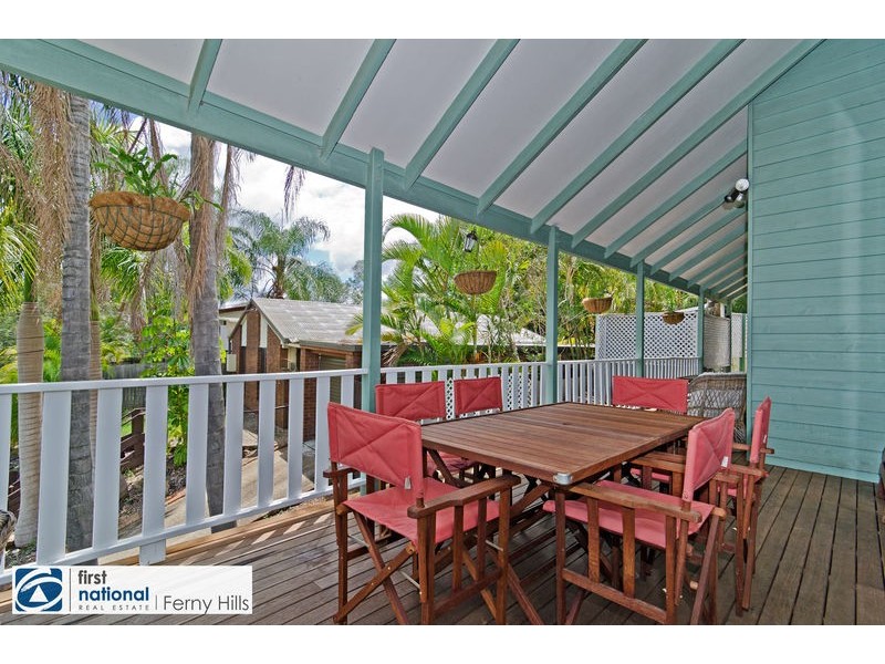 9 Yeerinbool Court, Arana Hills QLD 4054