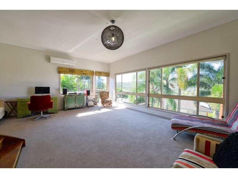 45 Falconglen Place, Ferny Grove QLD 4055