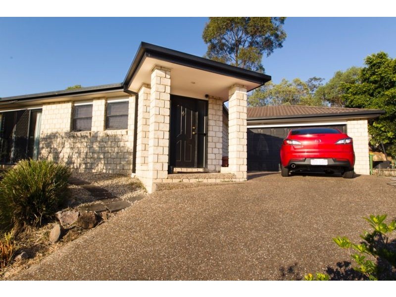 3 Joan Court, Arana Hills QLD 4054