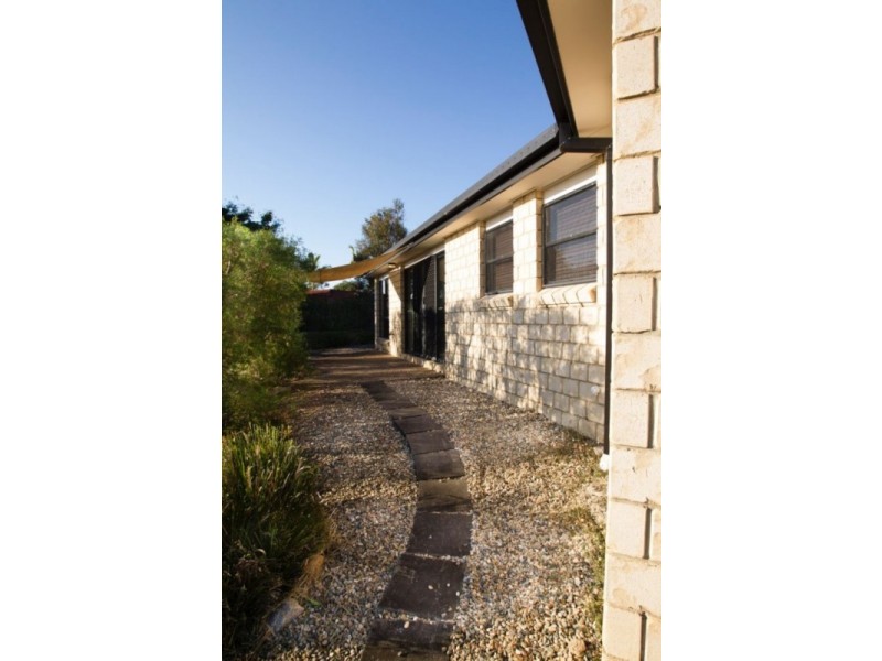 3 Joan Court, Arana Hills QLD 4054