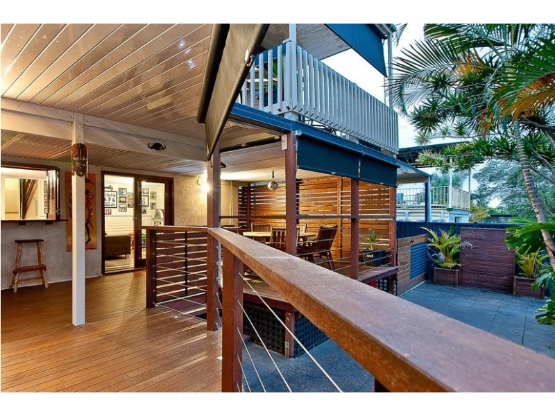 18 Yingally Drive, Arana Hills QLD 4054