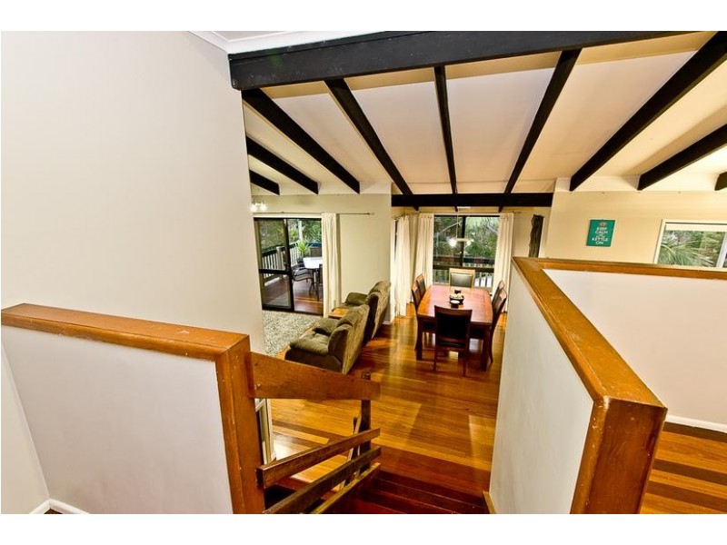 18 Yingally Drive, Arana Hills QLD 4054