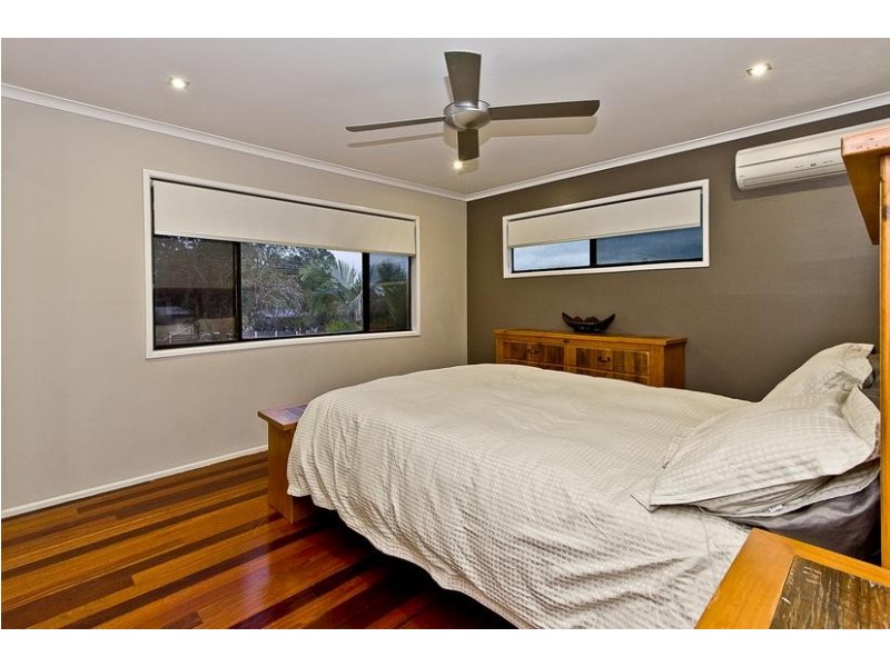 18 Yingally Drive, Arana Hills QLD 4054