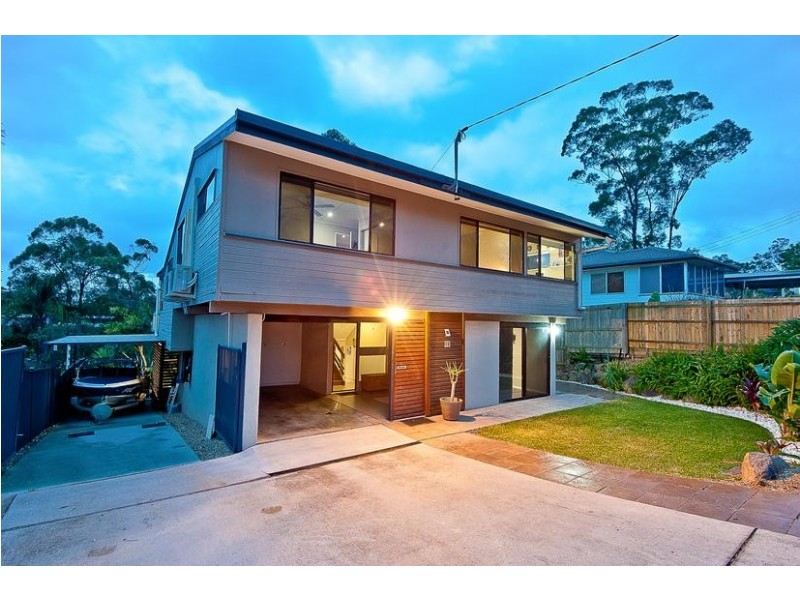 18 Yingally Drive, Arana Hills QLD 4054