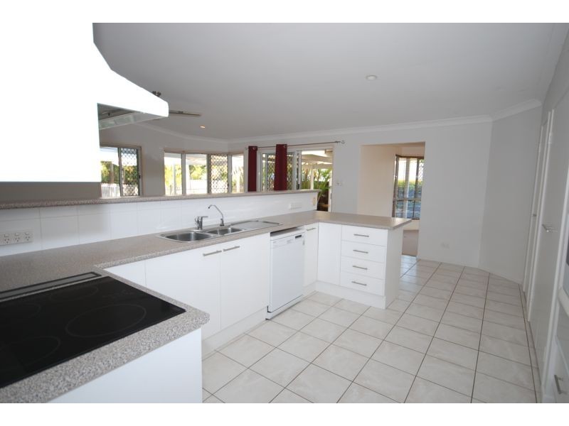 7 Carrick Place, Ferny Grove QLD 4055