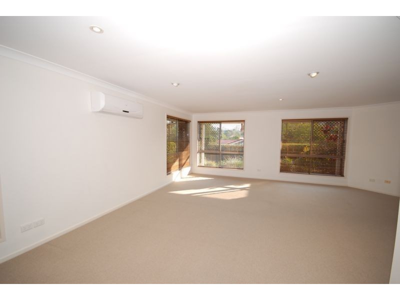 7 Carrick Place, Ferny Grove QLD 4055