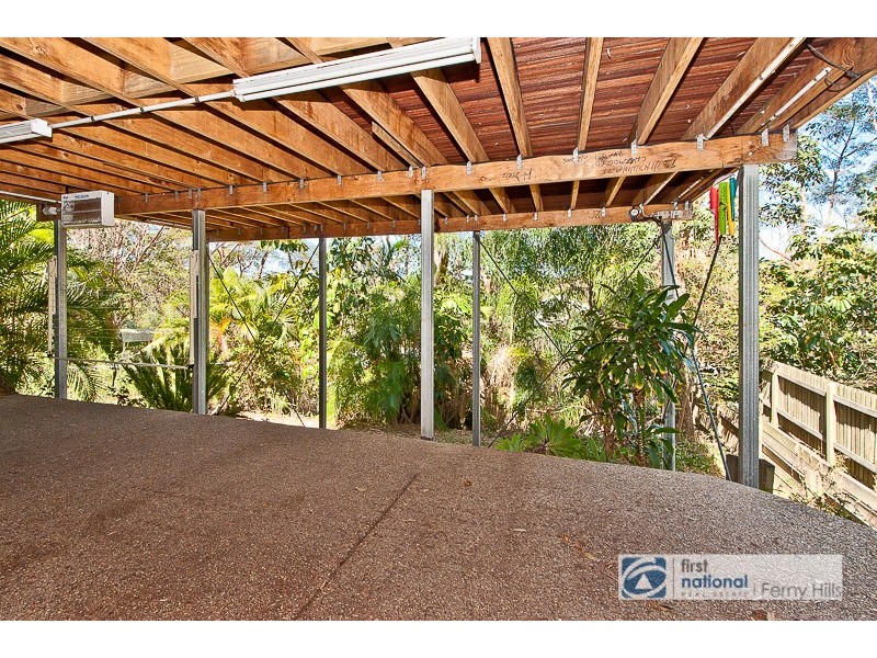 32 Hutton Road, Arana Hills QLD 4054