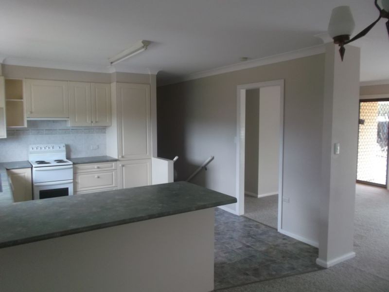 7 Coolibah Crescent, Ferny Hills QLD 4055