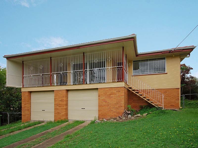 14 Burril Crescent, Ferny Hills QLD 4055