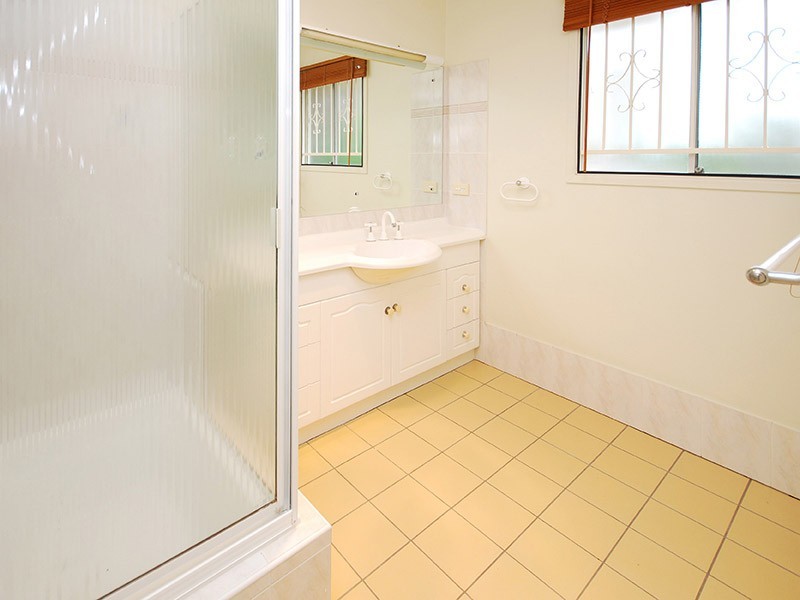 14 Burril Crescent, Ferny Hills QLD 4055