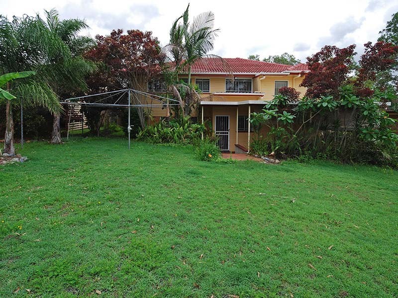 14 Burril Crescent, Ferny Hills QLD 4055