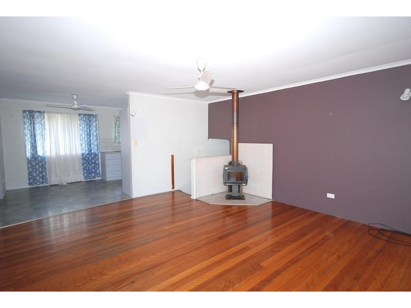 6 Tuttumburra Court, Ferny Hills QLD 4055