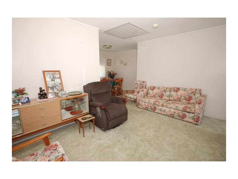 4 Anora Crescent, Ferny Hills QLD 4055