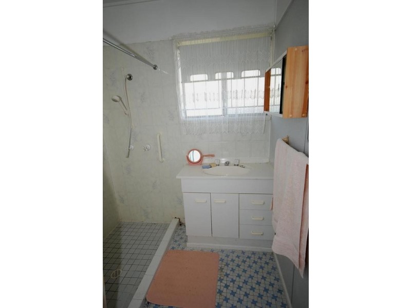 4 Anora Crescent, Ferny Hills QLD 4055